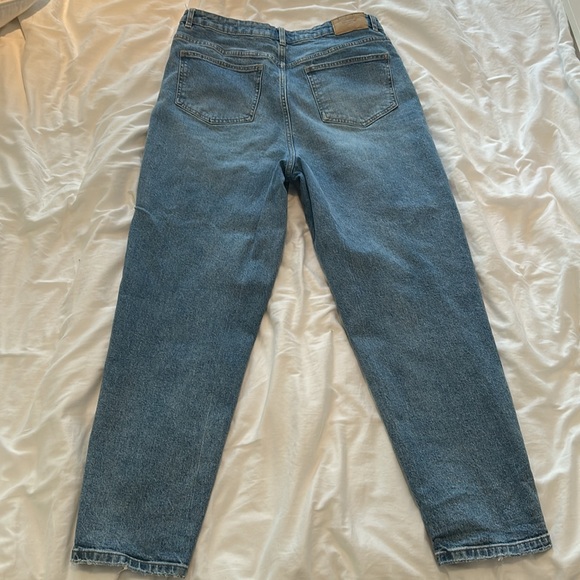 Vero Moda Mom Jeans Size 32 - Picture 5 of 5